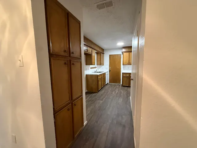Photo 7 — 1303 80th Street B, Lubbock, TX 79423