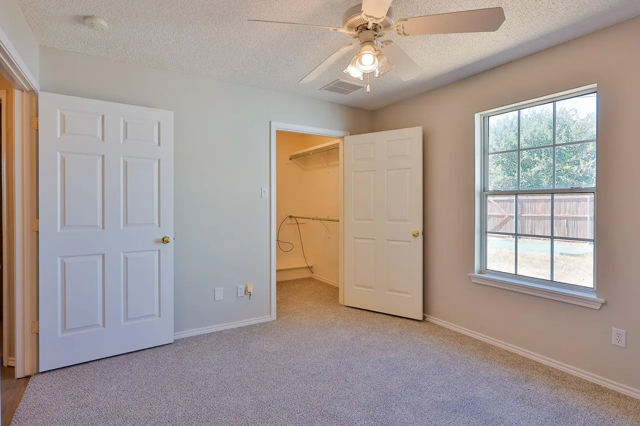 Photo 24 — 2416 92nd Street, Lubbock, TX 79423