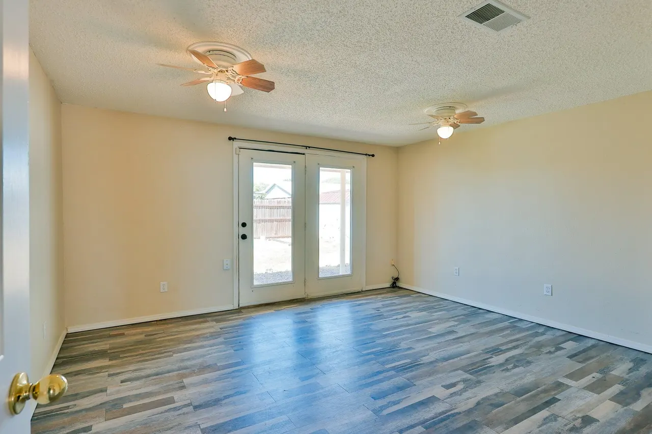 Photo 30 — 2416 92nd Street, Lubbock, TX 79423