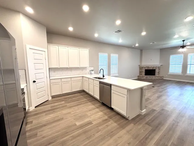 Photo 4 — 6303 Wausau Avenue, Lubbock, TX 79407