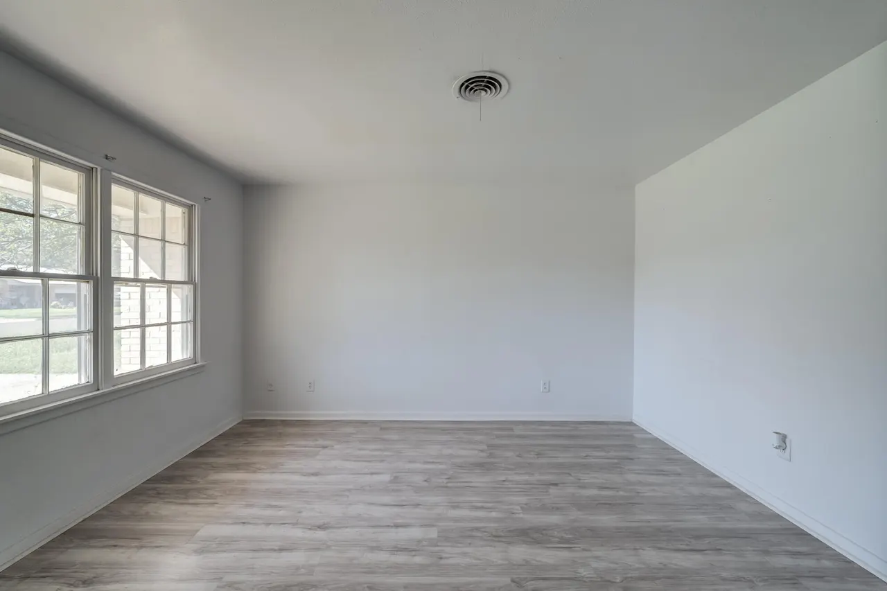 Photo 3 — 5110 46th Street, Lubbock, TX 79414