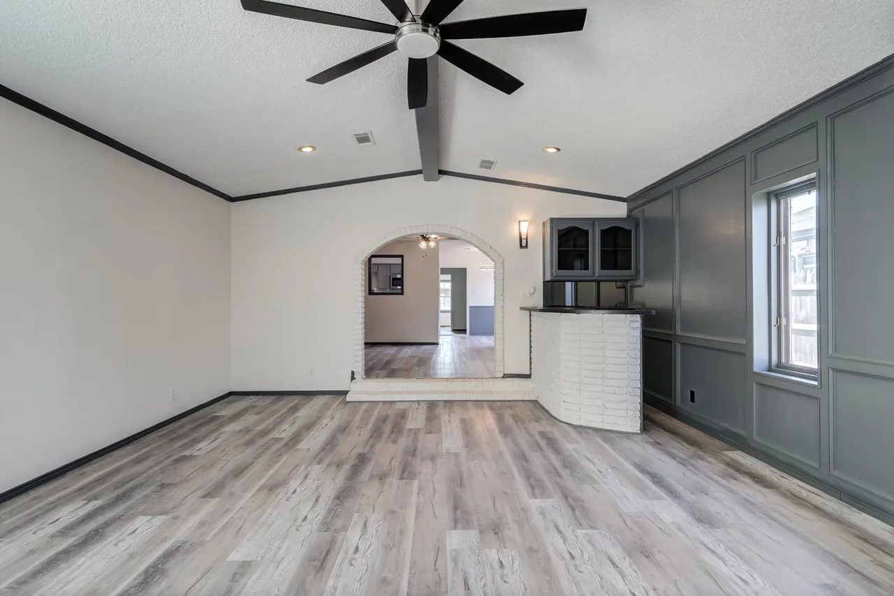 Photo 3 — 312 E 16th Street, Wolfforth, TX 79382