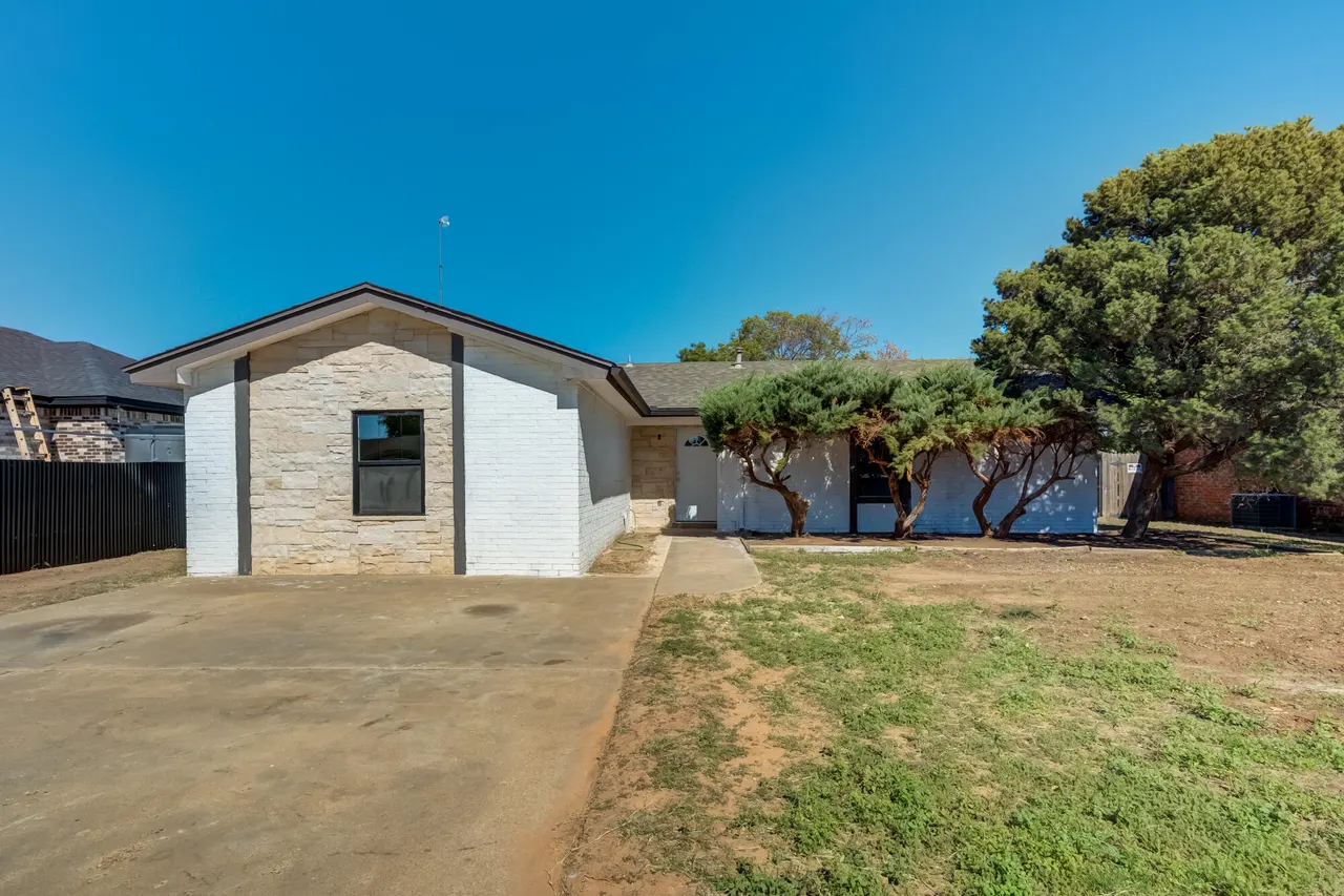 Front exterior — 312 E 16th Street, Wolfforth, TX 79382