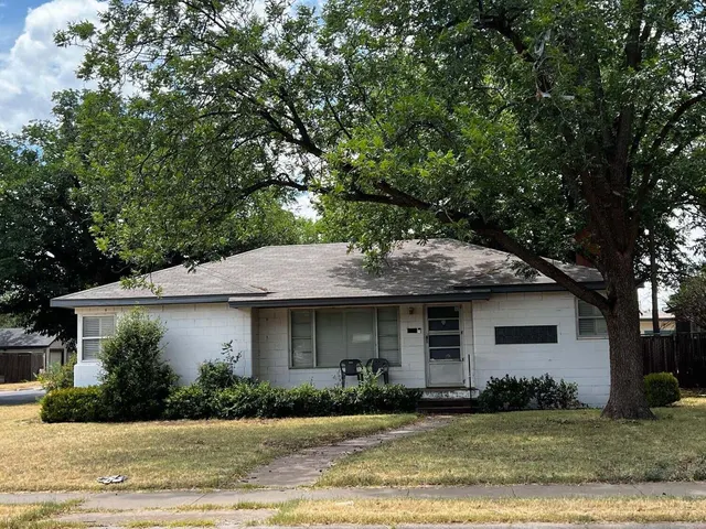 Front exterior — 3501 29th Street, Lubbock, TX 79410