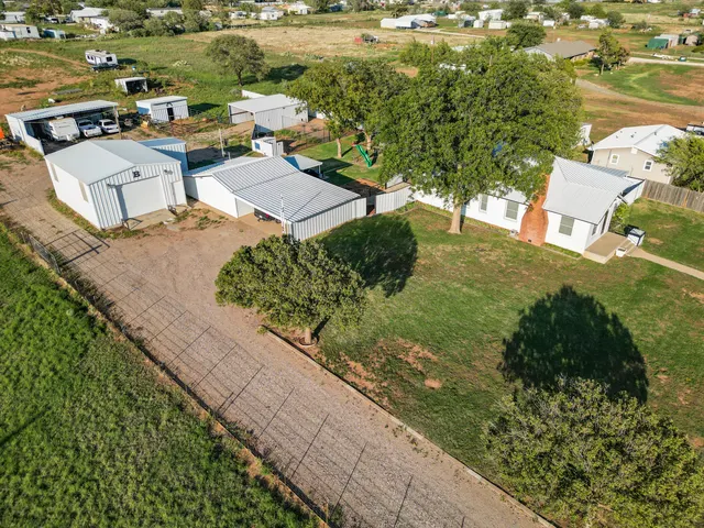 Photo 3 — 2620 County Rd 7670, Lubbock, TX 79423