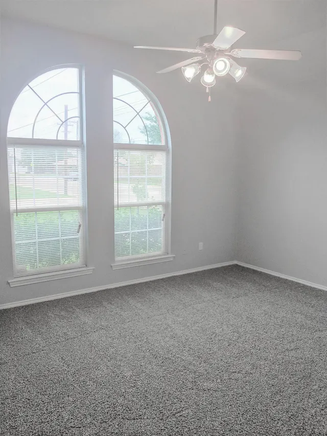 Photo 4 — 4801 Itasca Street, Lubbock, TX 79416