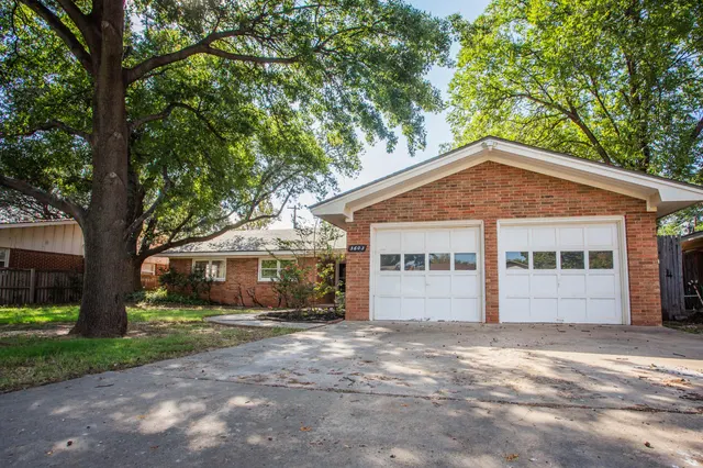 Photo 4 — 3603 54th Street, Lubbock, TX 79413