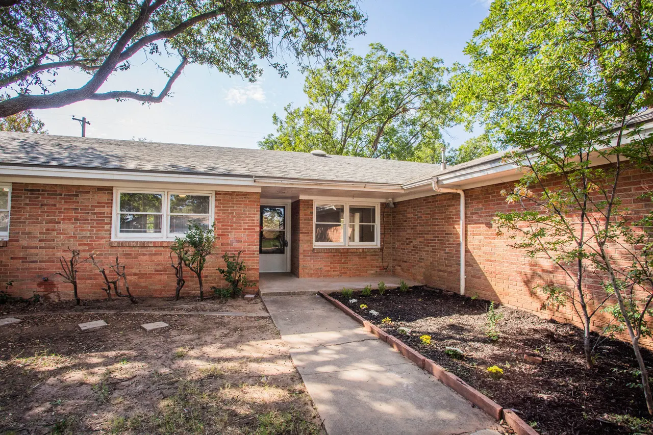 Photo 7 — 3603 54th Street, Lubbock, TX 79413