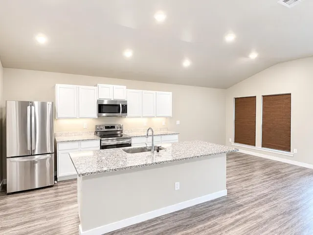 Photo 5 — 3202 Viola Avenue, Lubbock, TX 79407