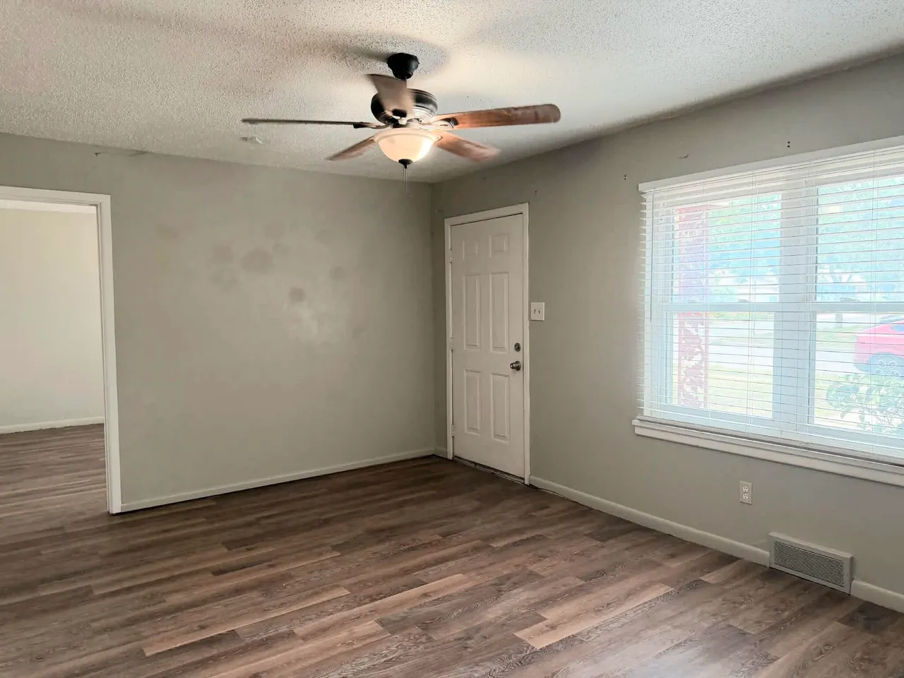 Photo 2 — 2002 31st Street, Lubbock, TX 79411