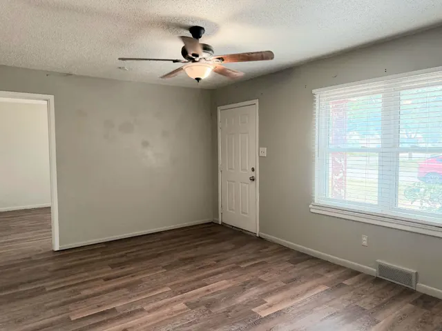 Photo 2 — 2002 31st Street, Lubbock, TX 79411