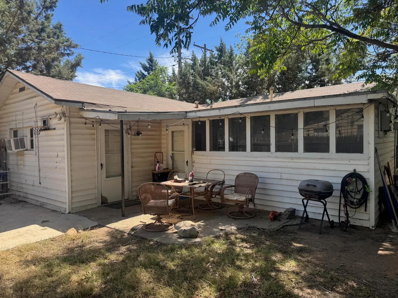 Photo 3 — 2201 25th Street, Lubbock, TX 79411