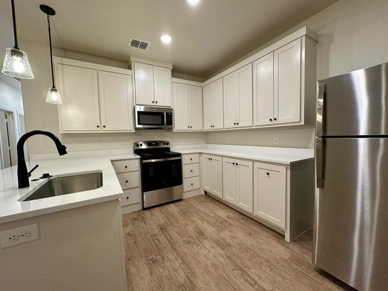 Photo 3 — 7025 40th Street, Lubbock, TX 79407