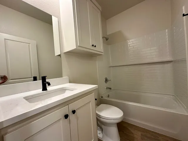 Photo 5 — 7025 40th Street, Lubbock, TX 79407