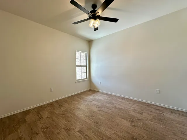 Photo 7 — 7025 40th Street, Lubbock, TX 79407