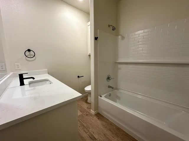 Photo 8 — 7025 40th Street, Lubbock, TX 79407