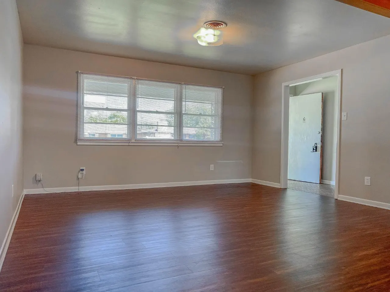 Photo 2 — 3419 53rd Street, Lubbock, TX 79413