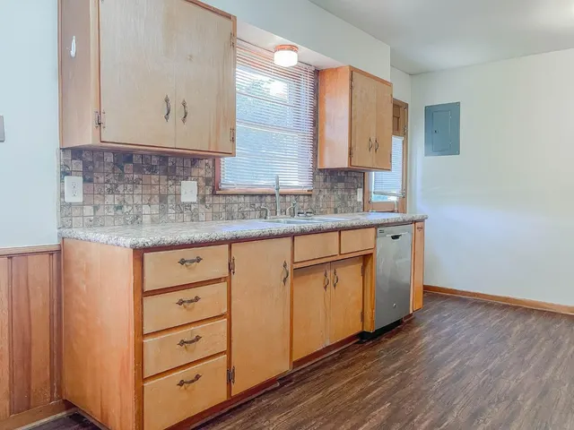 Photo 6 — 3419 53rd Street, Lubbock, TX 79413