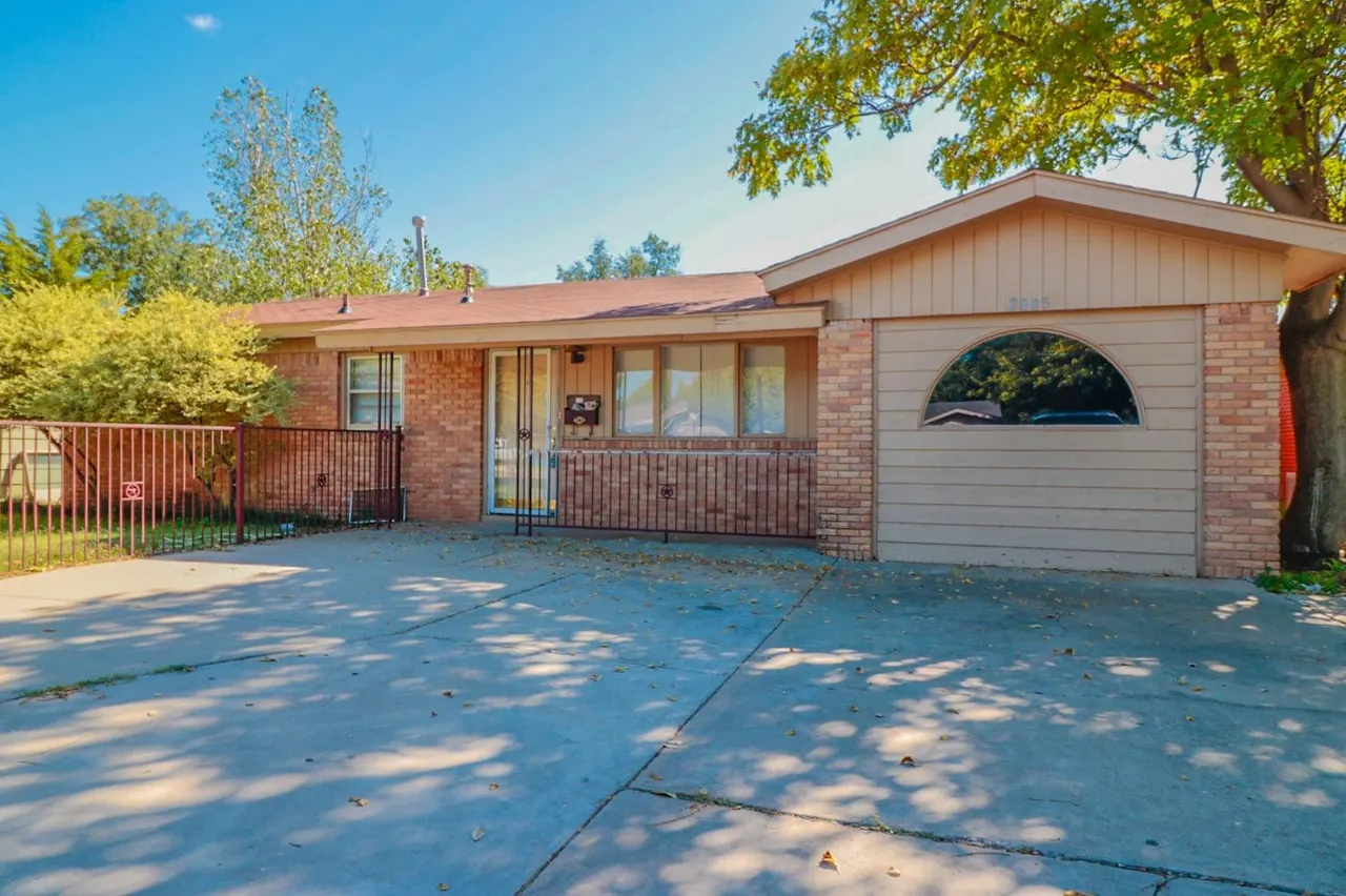 Front exterior — 2005 43rd Street, Lubbock, TX 79412