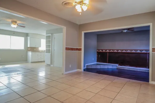 Photo 2 — 2005 43rd Street, Lubbock, TX 79412