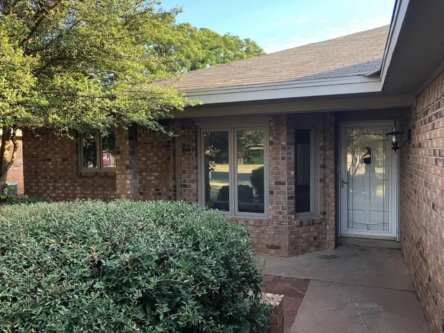Photo 2 — 5610 88th Street, Lubbock, TX 79424
