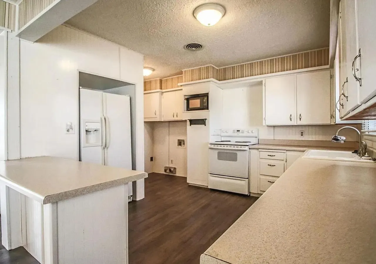Photo 5 — 2610 49th Street, Lubbock, TX 79413