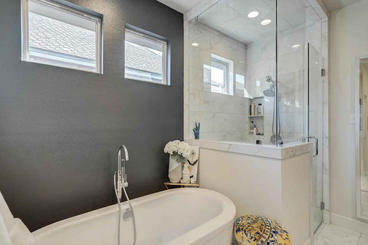 Photo 15 — 622 N 10th Street, Wolfforth, TX 79382
