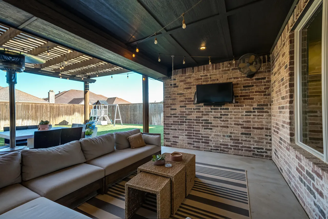 Photo 49 — 622 N 10th Street, Wolfforth, TX 79382