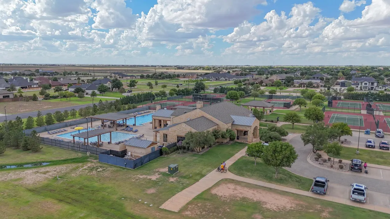 Photo 55 — 622 N 10th Street, Wolfforth, TX 79382