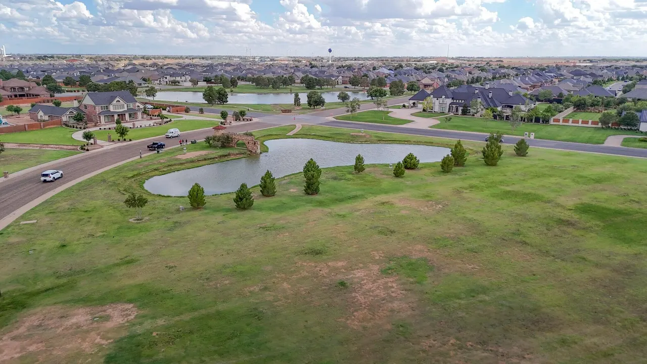 Photo 56 — 622 N 10th Street, Wolfforth, TX 79382