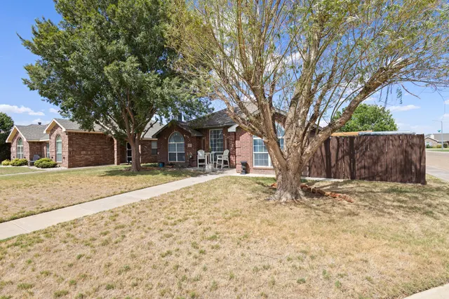 Photo 3 — 5212 Itasca Street, Lubbock, TX 79416