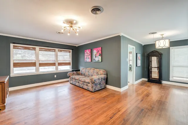 Photo 2 — 3313 31st Street, Lubbock, TX 79410