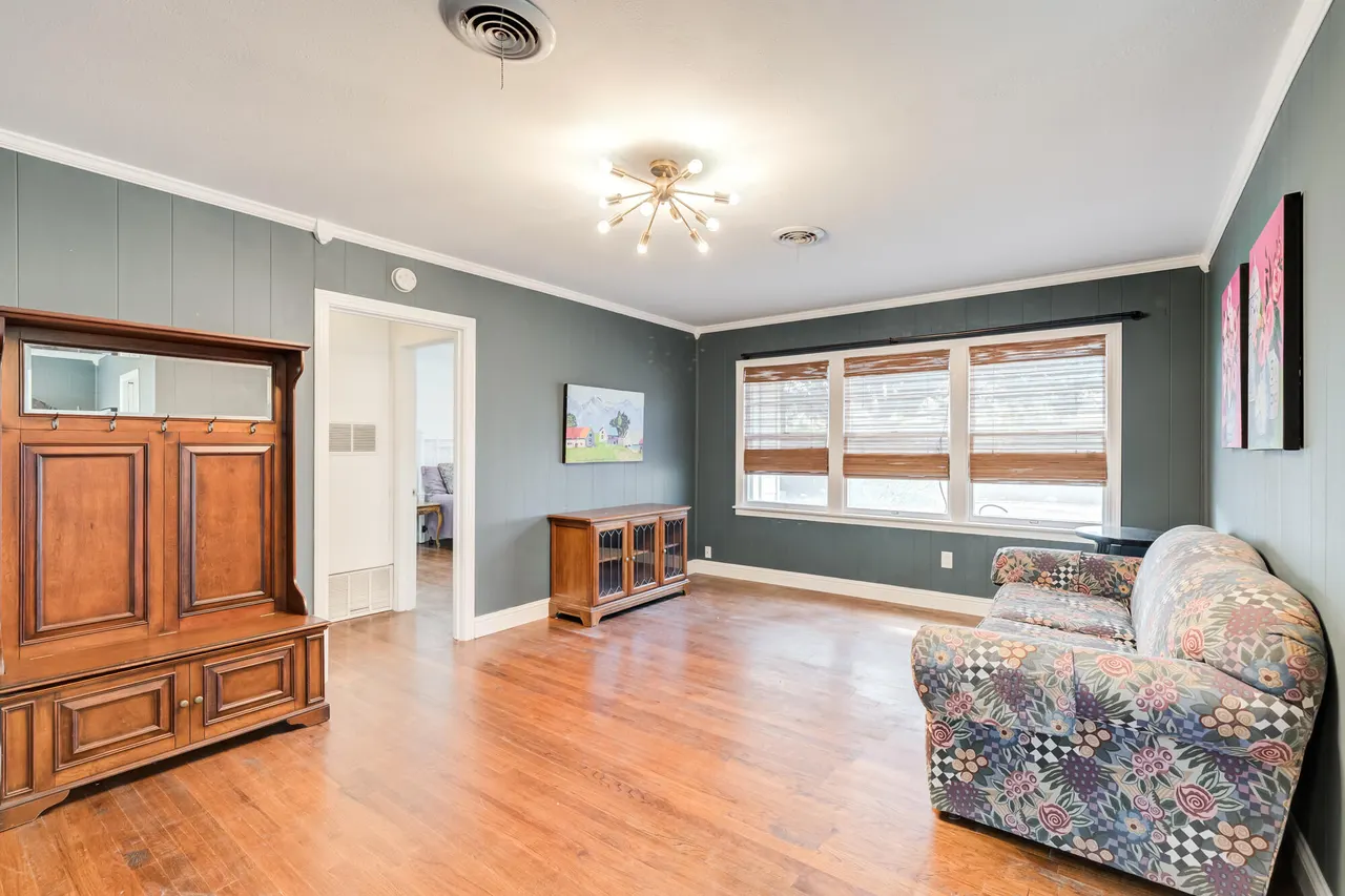 Photo 11 — 3313 31st Street, Lubbock, TX 79410