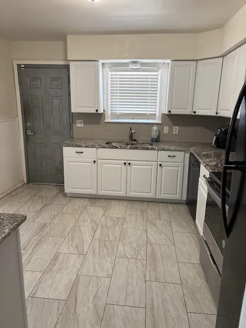 Photo 3 — 3509 33rd Street, Lubbock, TX 79410