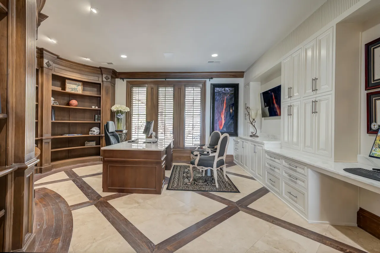 Photo 24 — 4509 14th Street, Lubbock, TX 79416