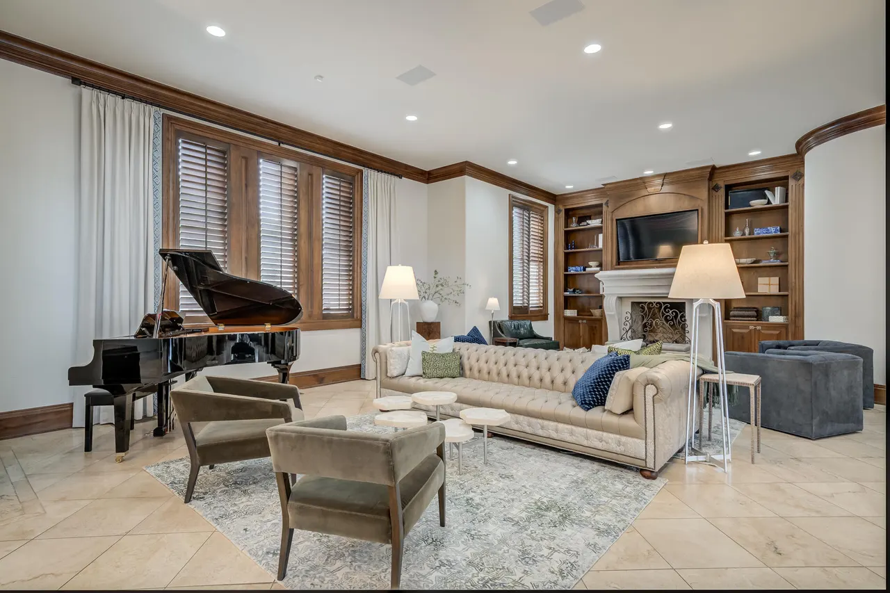 Photo 14 — 4509 14th Street, Lubbock, TX 79416
