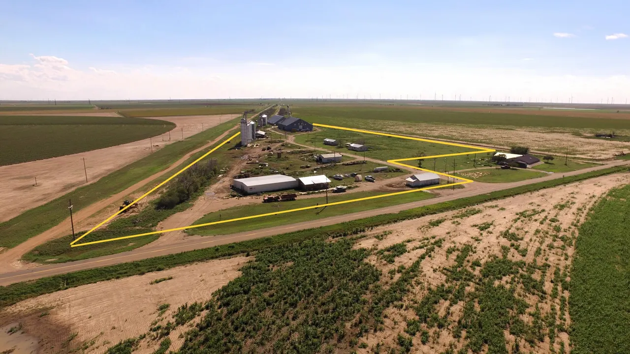 Photo 2 — 194 Farm To Market Road 784, Floydada, TX 79235