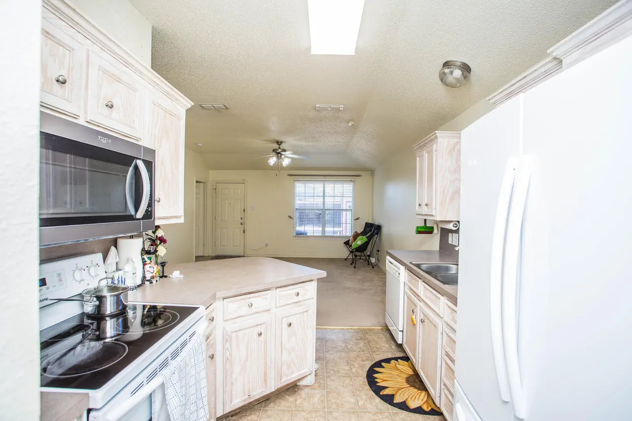 Photo 7 — 1438 78th Street, Lubbock, TX 79423