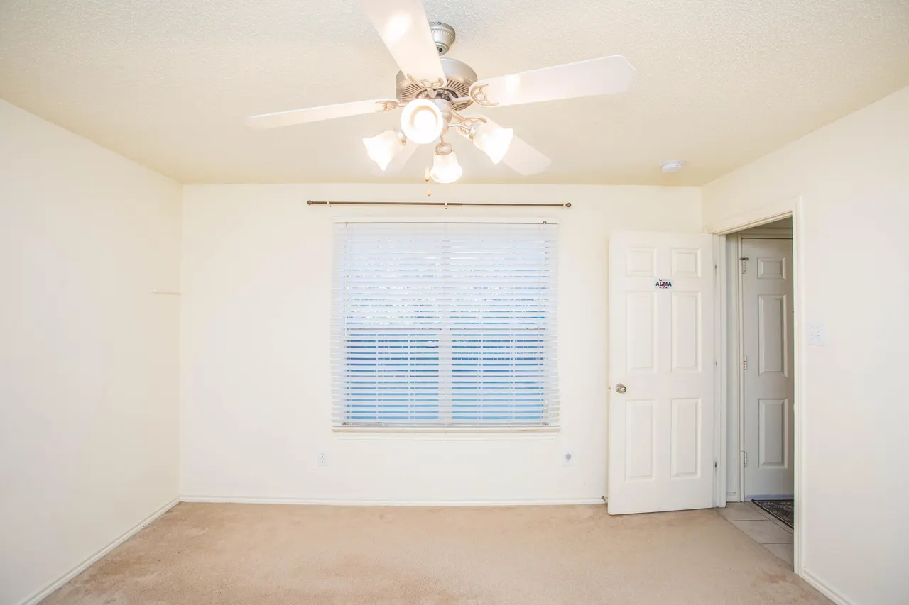 Photo 14 — 1438 78th Street, Lubbock, TX 79423