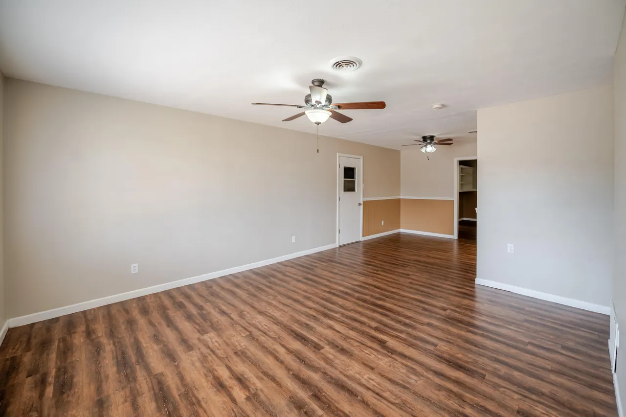Photo 4 — 1912 69th Street, Lubbock, TX 79412