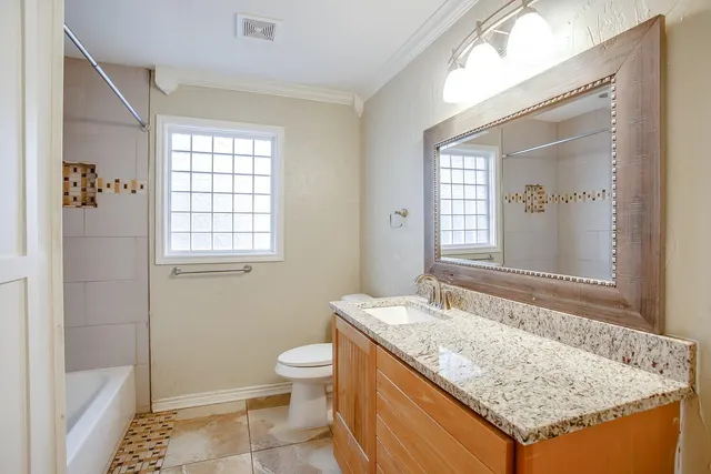 Photo 6 — 2707 39th Street, Lubbock, TX 79413