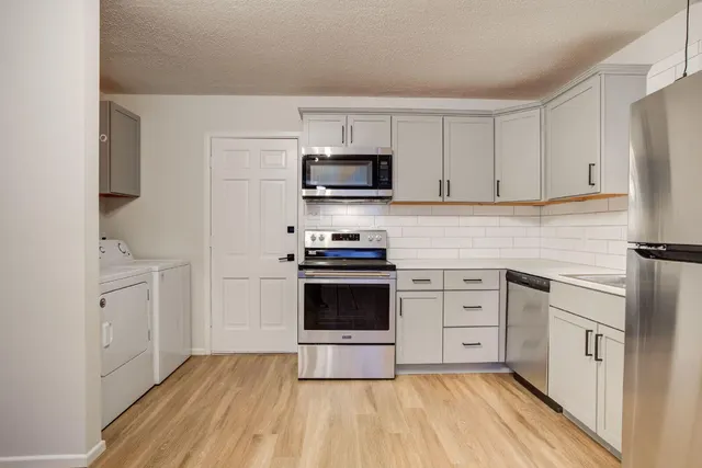Photo 4 — 228 Hickory Street B, Levelland, TX 79336