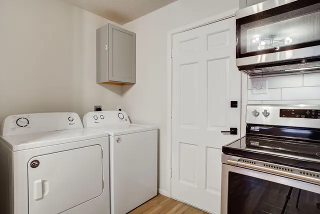 Photo 5 — 228 Hickory Street B, Levelland, TX 79336