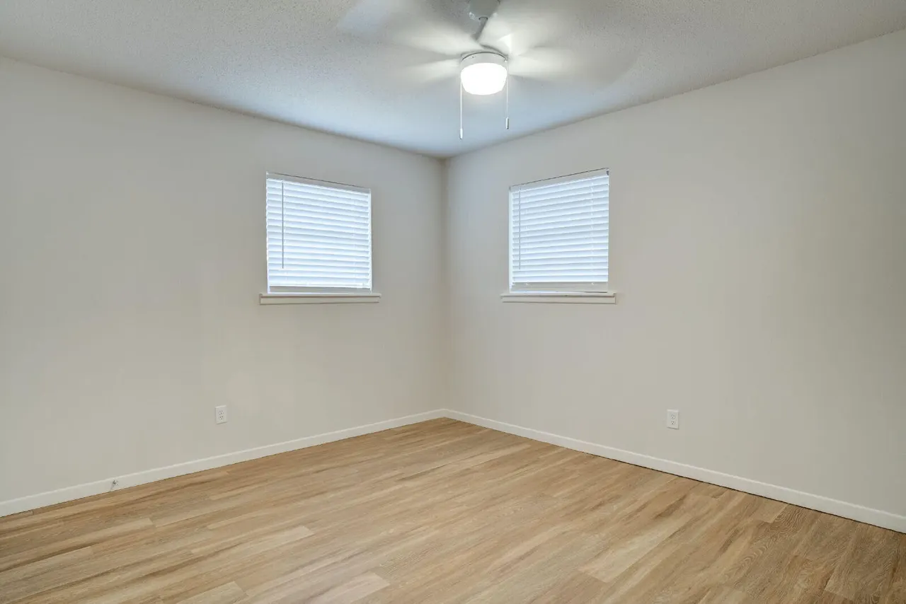Photo 16 — 228 Hickory Street B, Levelland, TX 79336