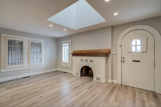 Photo 2 — 2405 21st Street, Lubbock, TX 79411