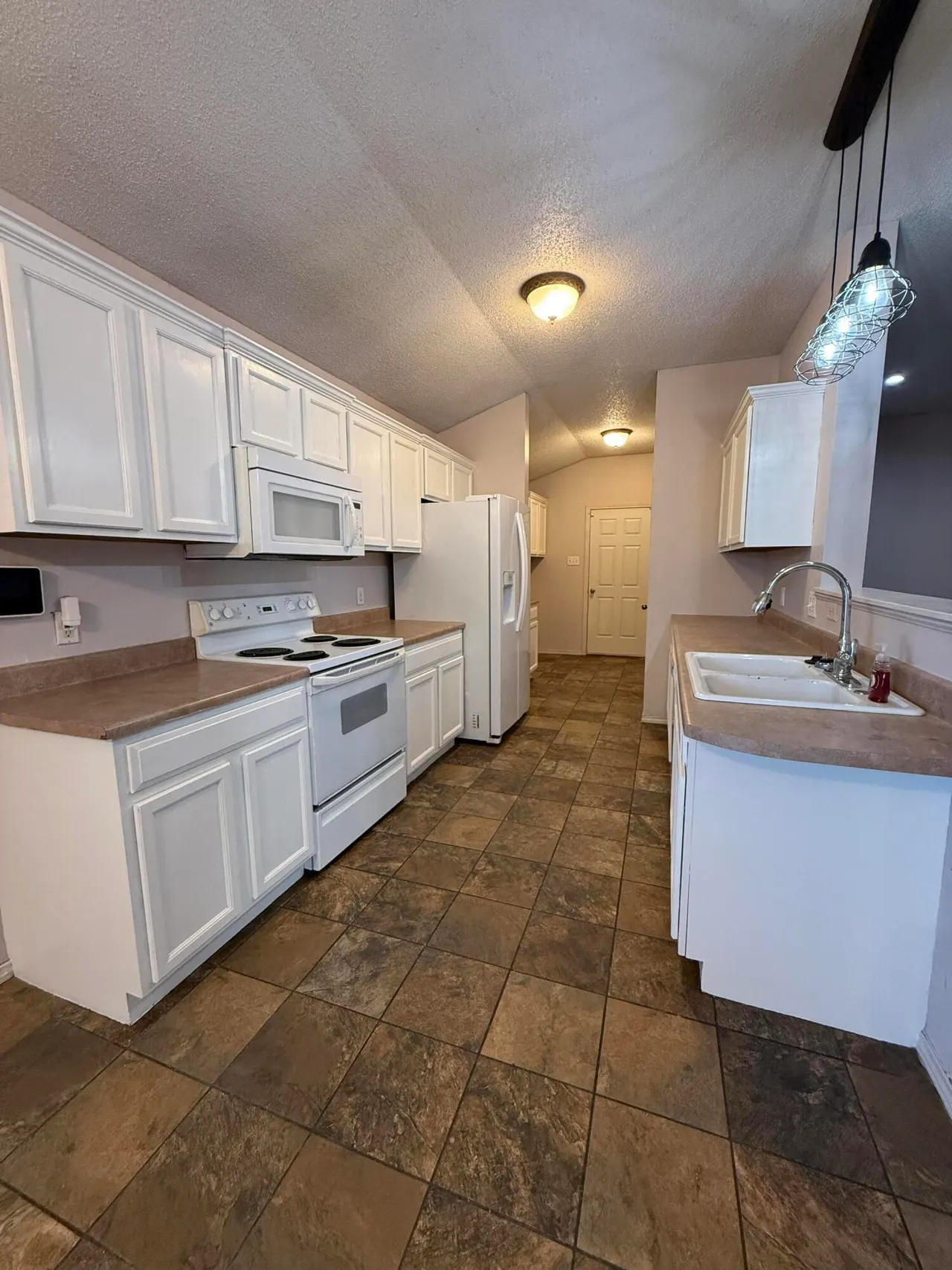 Photo 7 — 6533 86th Street, Lubbock, TX 79424