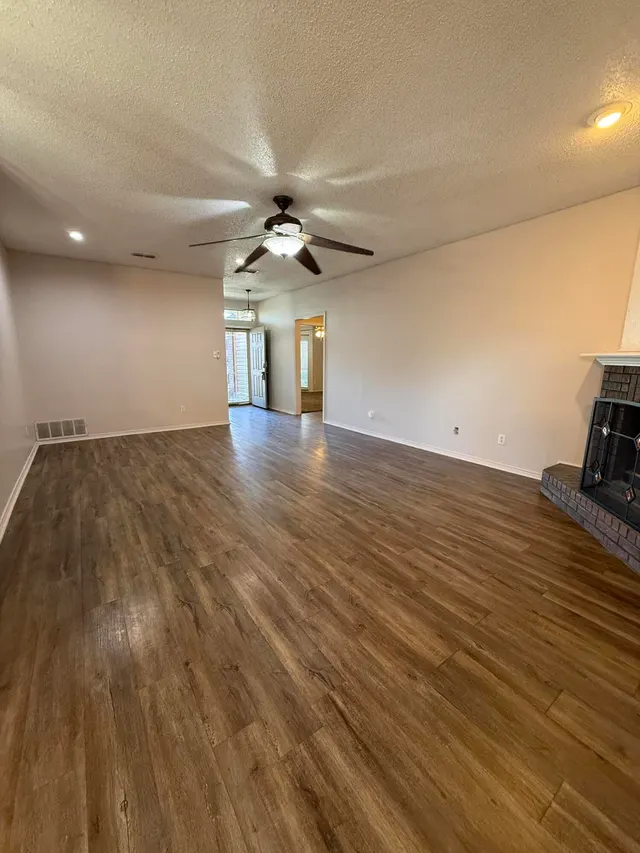 Photo 3 — 6533 86th Street, Lubbock, TX 79424