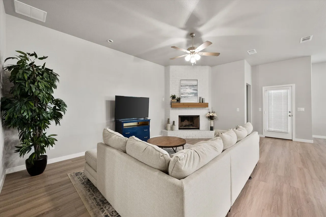 Photo 6 — 7510 98th Place, Lubbock, TX 79424