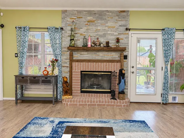 Photo 3 — 5320 68th Street, Lubbock, TX 79424