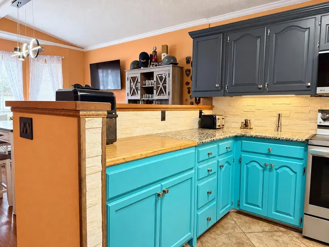 Photo 7 — 5320 68th Street, Lubbock, TX 79424
